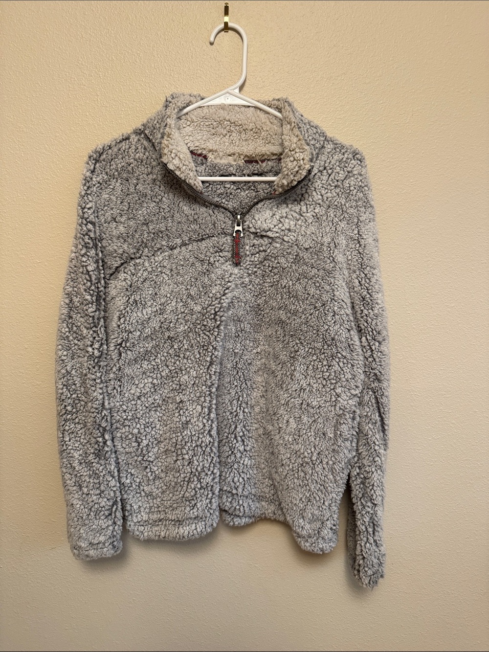 Cozy Men's Gray Sherpa Quarter-Zip Pullover